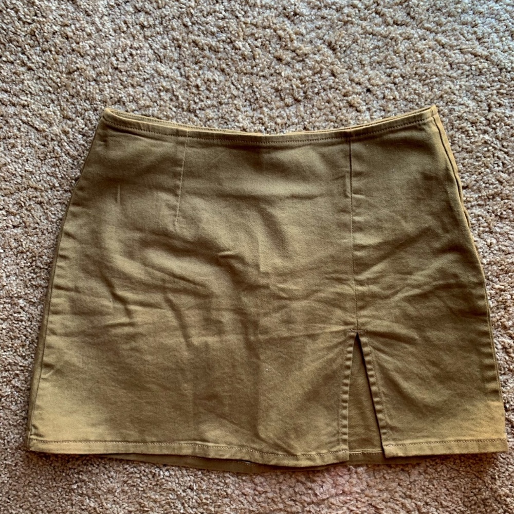 Green Skirt with Slit